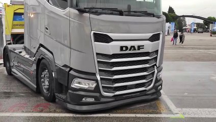 4k Daf XG+ Grey-Black 1_1 Exterior Beautiful Design!