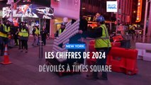 New-York : les illuminations du nouvel an ont été dévoilées à Times Square