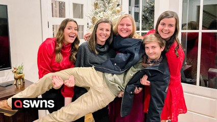 Moment woman reveals she is pregnant - in front of shocked sisters