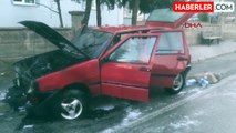 Karaman'da Kontağı Çevrilen Otomobil Alev Aldı