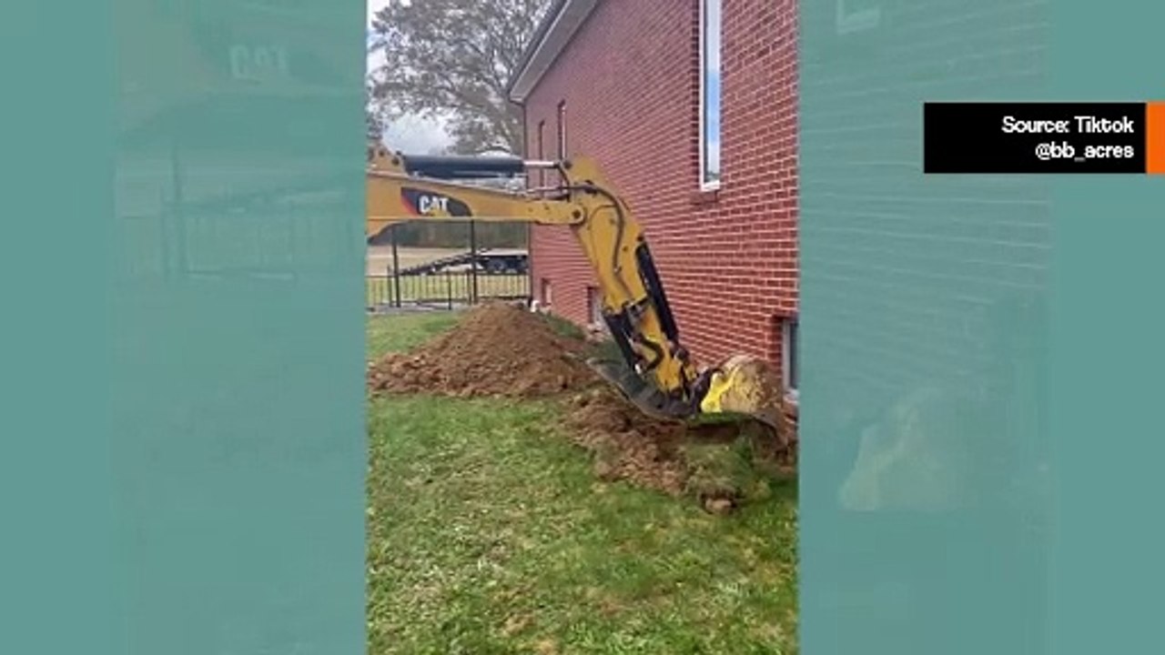 Familie verwandelt eine alte Kirche in ihr eigenes Zuhause; schau mal!