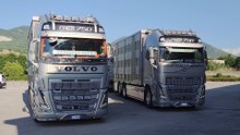2x Volvo Trucks FH16 1500 HP (V6) Manovra + Retromarcia Exterior Design!