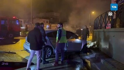 TÜGVA Koordinatörü aracıyla duvara çarptı