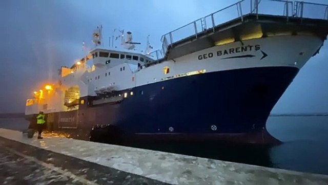 Nave Geo Barents a Ravenna con 336 migranti, il video dell'arrivo