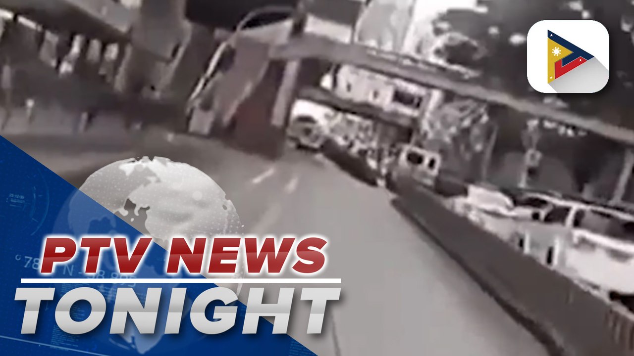 Dash cam footage shows passenger bus ramming onto MRT-3 Santolan station railings