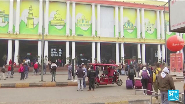 India : Dense fog disrupts flights and trains