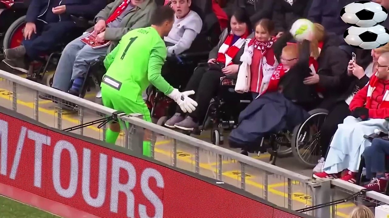 Most Emotional & Beautiful Moments in Football that make u cry