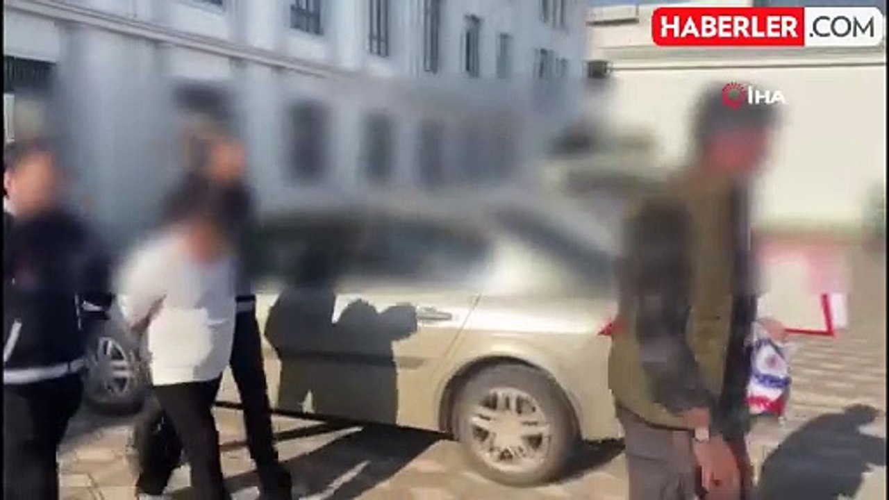 Akaryakıt istasyonunun kasasını patlatarak para çalan şüpheliler yakalandı