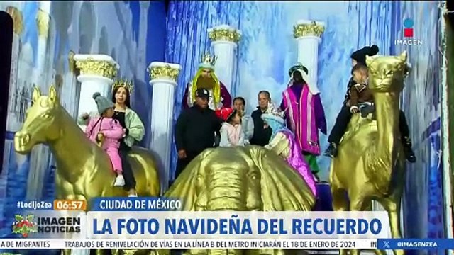 Romería de fin de año en inmediaciones del Monumento a la Revolución