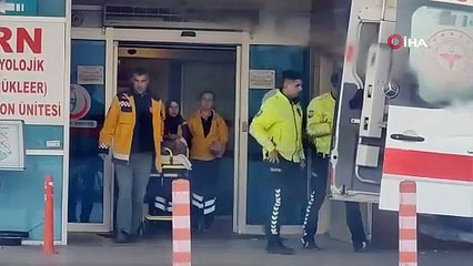Odun keserken, eşinin kolunu kesti