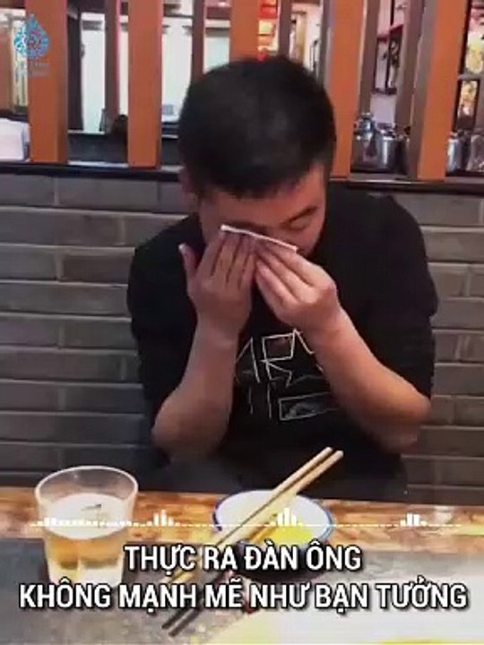 Thực ra đàn ông không phải ai cũng đủ mạnh mẽ như bạn nghĩ đâu..!