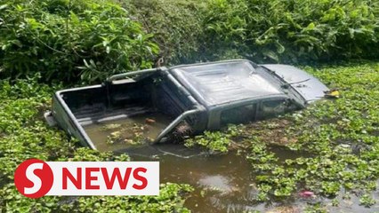 Tragic Accident: 2 Men Drown After 4X4 Sinks in Canal 🚗💧
