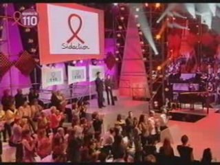 vidéo les 3 interventions d'LN en dehors des 2 chansons