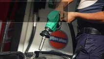 Petrol & Diesel ధరల తగ్గింపు.. కేంద్రం New Year Gift.. | Telugu Oneindia