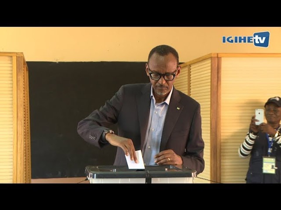 #RwandaElections2017: H.E Paul Kagame na Madamu we Jeannette Kagame batoreye mu Rugunga
