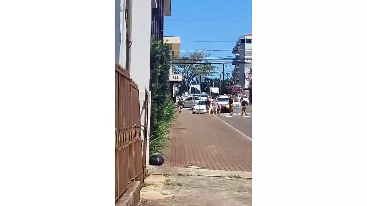 PM rende homem com espingarda em Arapongas