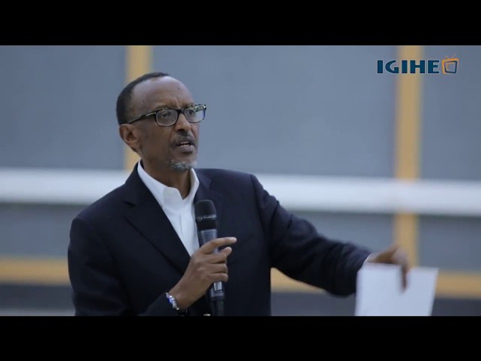 Perezida Kagame yaburiye abayobozi biremereza