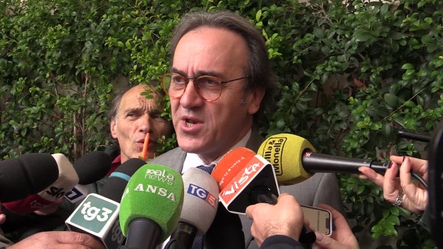 Manovra, Bonelli: Soldi a lobby energetiche e banche, tagli a pensioni e sanita'