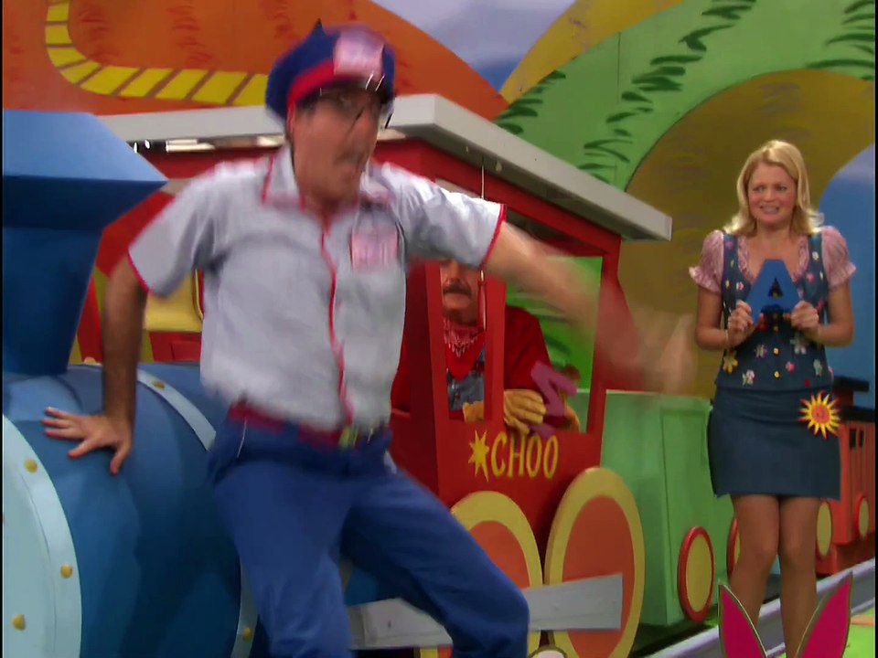 Greg the Bunny E12 HD The Singing Mailman