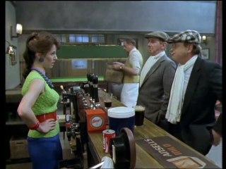 Andy Capp (1988) - S01E03 - Flo's New Frock