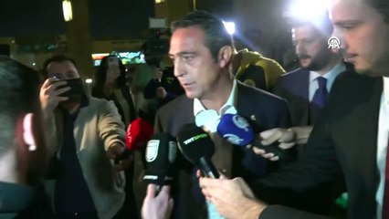 Galatasaray ve Fenerbahçe yöneticilerinin Riyad'daki otelden ayrıldığı anlar! İşte dikkat çeken detay