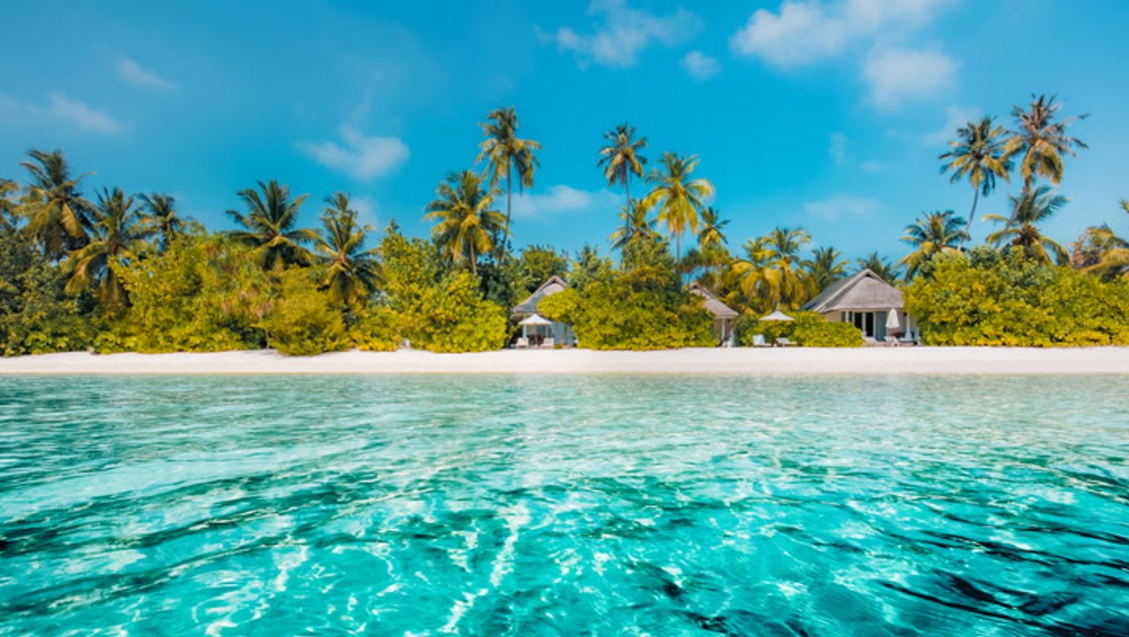 The Best Times to Visit The Bahamas for Fewer Crowds, Lower Prices, and More