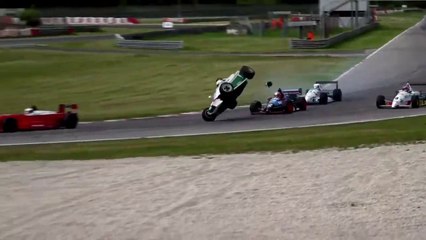 Formula Classic Italia 2023 Magione Race 1 Start Giordano Aralla Big Crash