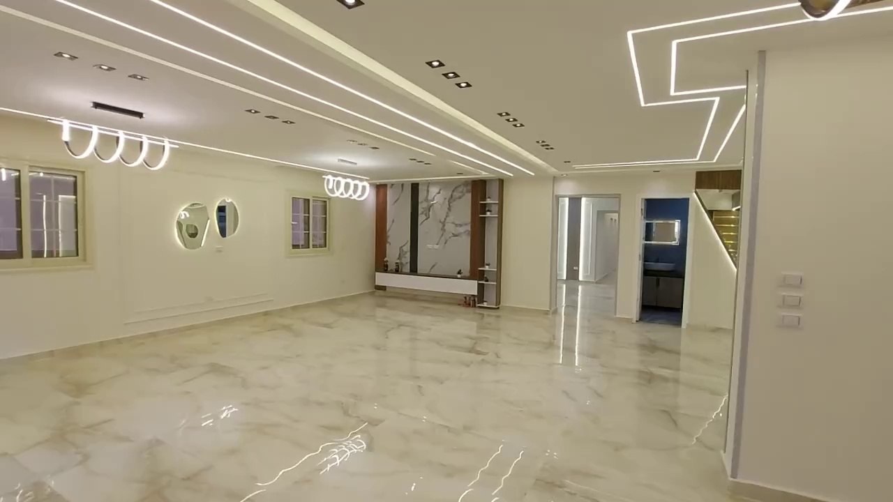 شقة فخمة للبيع بحدائق الأهرام مساحة كبيرة وتصميم راقي 360متر بجوار كل الخدمات