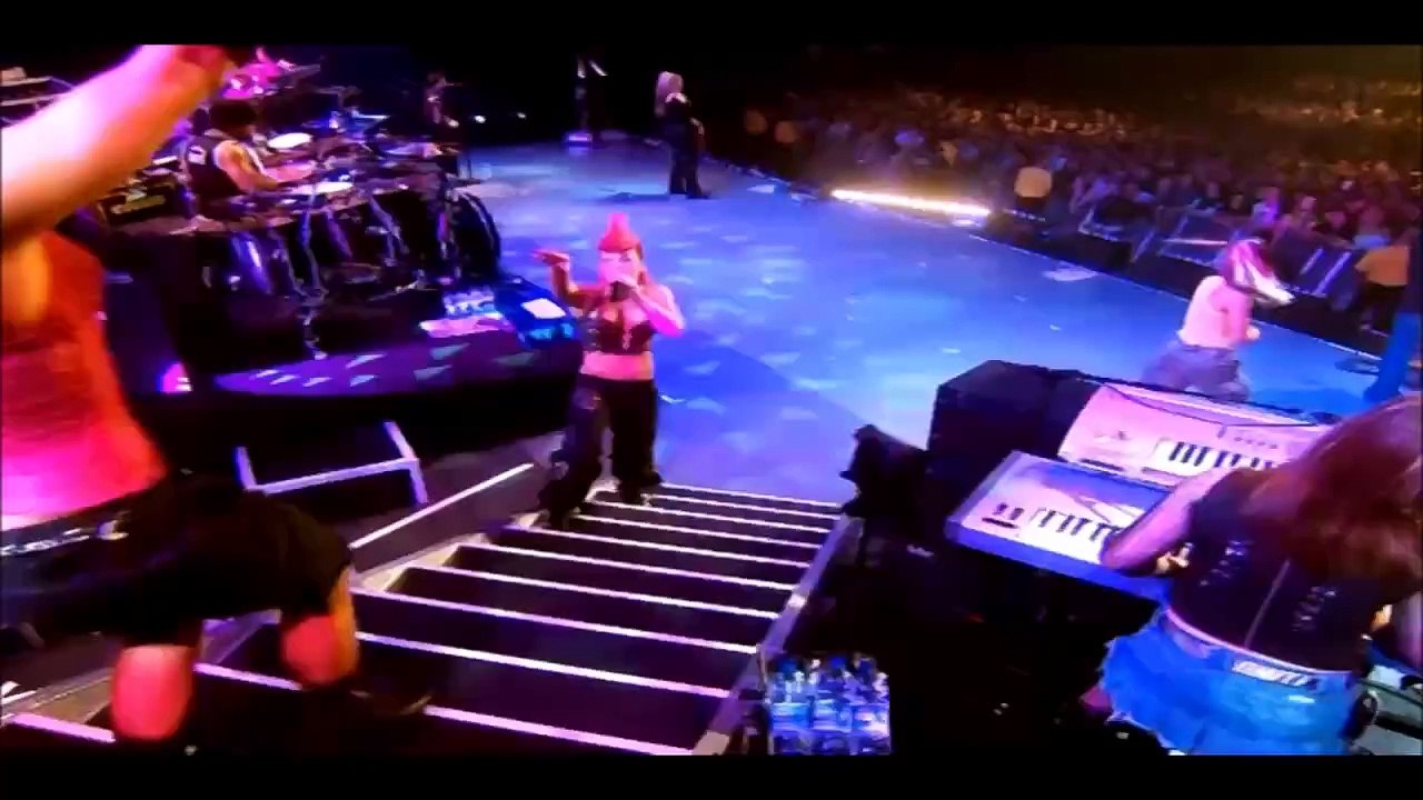 P!NK — Most Girls P!nk Live In Europe | From The 2004 Try This Tour ...