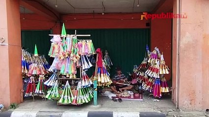 Pengrajin Terompet, Ikhtiar Menggapai Rezeki di Akhir Tahun