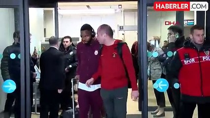 Galatasaray, Süper Kupa'nın ertelenmesinin ardından coşkuyla karşılandı