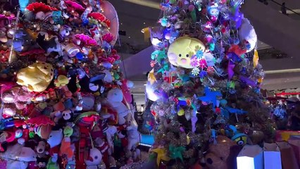 i phone 15pro max nie nilam thailand er apple store theke