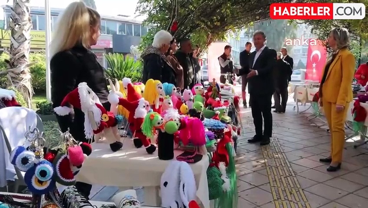 Bornova Belediyesi Personeli Yeni Yıl Kutlaması Yaptı