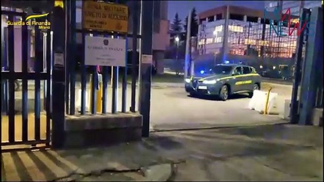 Milano, il maxi sequestro di fuochi d'artificio illegali