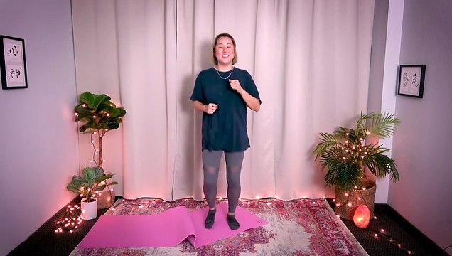 Warming Up COLD HANDS & COLD FEET _ 10 Minute Daily Routines