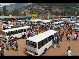 INDIBA Y’IBIVUGWA: Agatereranzamba mu gutwara abagenzi bajya mu ntara! Hinjiyemo abamamyi