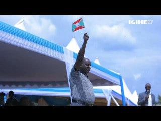 Intumwa z’u Burundi zaganiriye n’Impunzi z’Abarundi ziri mu Nkambi ya Mahama