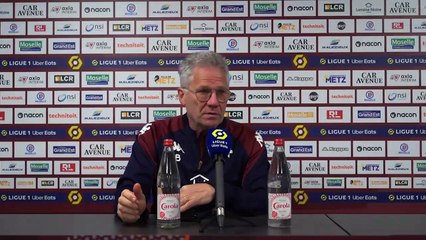 La conférence de reprise avec Laszlo Bölöni
