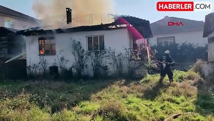 Felçli anne ve oğlu sobadan çıkan yangında kurtarıldı