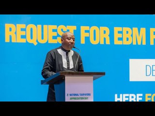 Minisitiri w’Intebe yijeje abacuruzi ko Leta igiye kubahoza amarira y’ideni rya  TVA ibafitiye