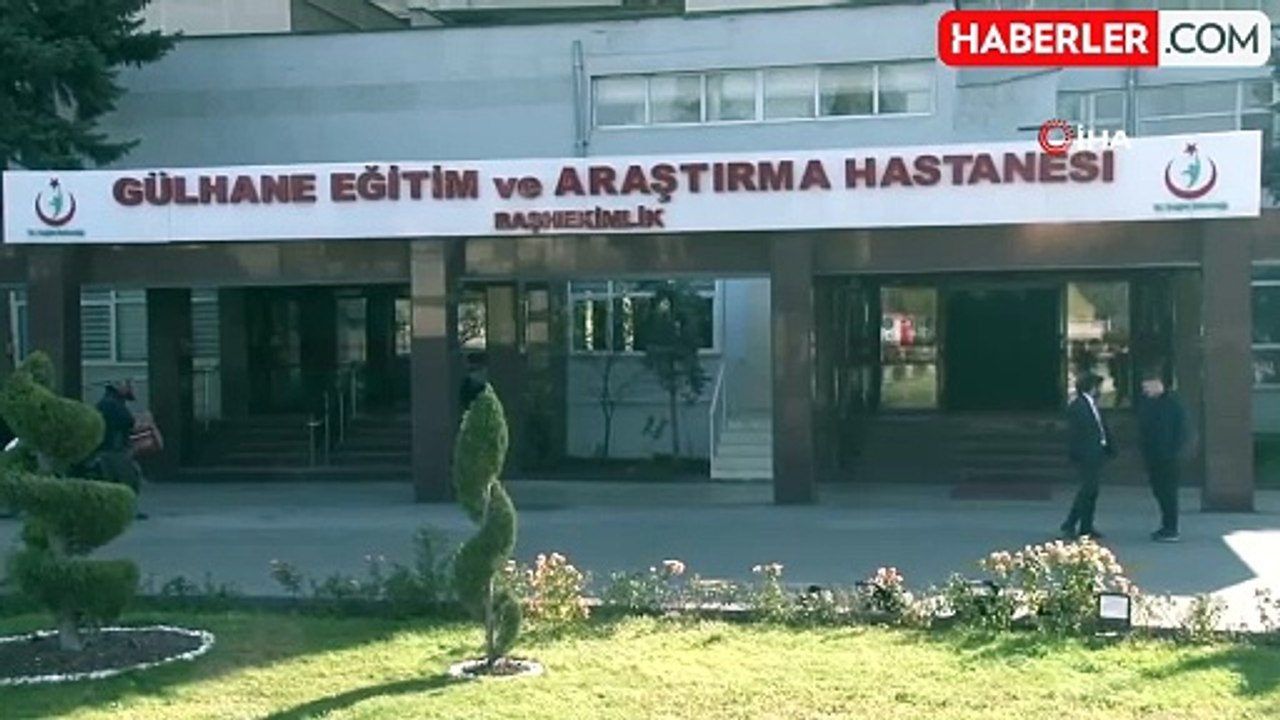 Bakan Göktaş Pençe-Kilit bölgesinde yaralana askerleri ziyaret etti