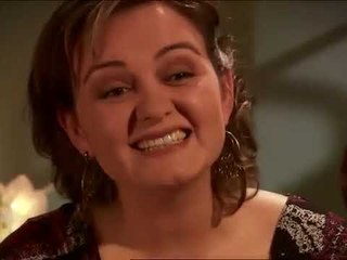 علي كمال يصبح أبًا مرة أخرى| مسلسل و يبقى الحب  - الحلقة 25