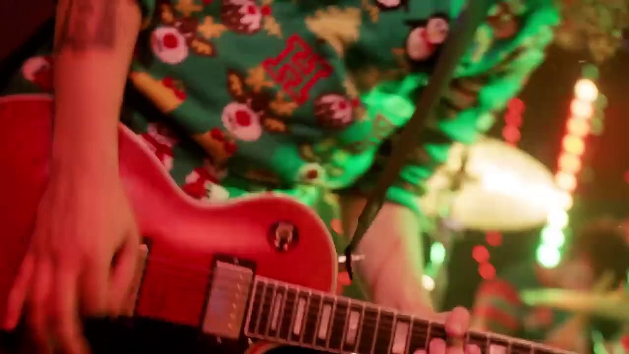 Run Rudolph Run - Chuck Berry (Christmas Cover by First To Eleven)