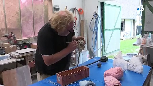 Le Trou normand | movie | 1952 | Official Featurette