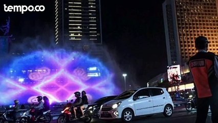 Malam Tahun Baru di Bundaran HI dari Pertunjukan Drone, Efek Water Mist hingga 3D Video Mapping