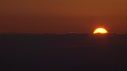 서울 남산에서 바라본 2023년 마지막 해넘이 '장관' / YTN