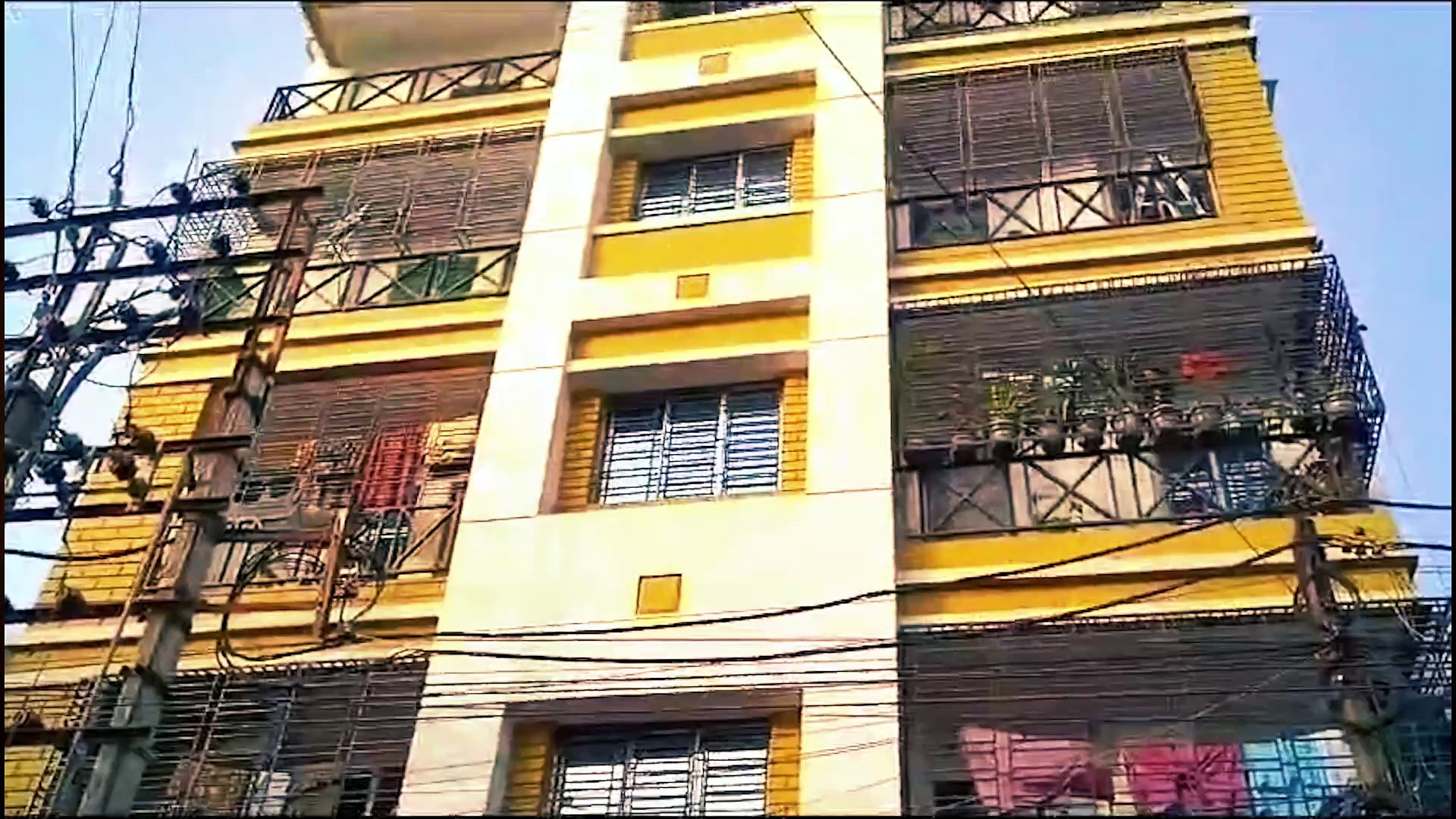 কেউ টের পায়নি, হাড়হিম করা কাণ্ড ঘটে গেছে নারায়ণপুরে ফ্ল্যাটের এই ঘরে!