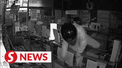 Cops investigating mobile phone shop robbery in Kota Masai