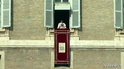 Il Papa prega per le persone che soffrono a causa della guerra