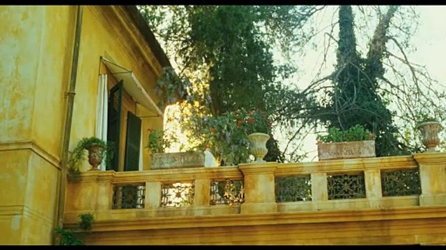 Bande annonce du film polémique réalisé par Bernardo Bertolucci avec Robert De Niro, Gérard Depardieu : 1900 - HD VOST version restaurée 4K